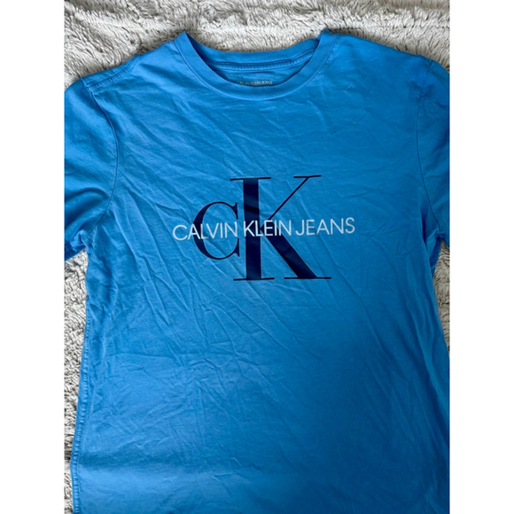 Calvin Klein Jeans Men’s Size Small Sky Blue Graphic Tee, bought on sale for $27 - Picture 3 of 4